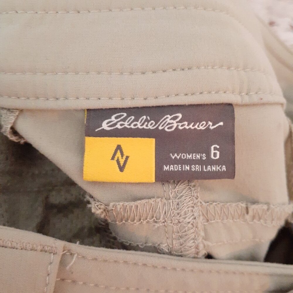 Eddie Bauer Womens Pants Size 6 Stretch Snap Leg Mesh Pockets Beige 95 - Picture 5 of 6